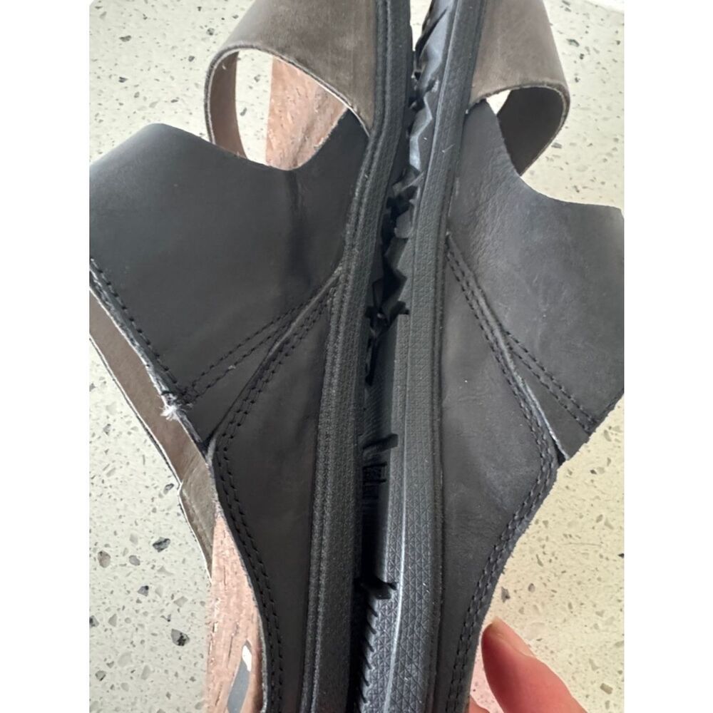 Merrell Around Town Black Leather Two-Strap Slide Sandal Casual Comfortable Sz 9 - Picture 11 of 12